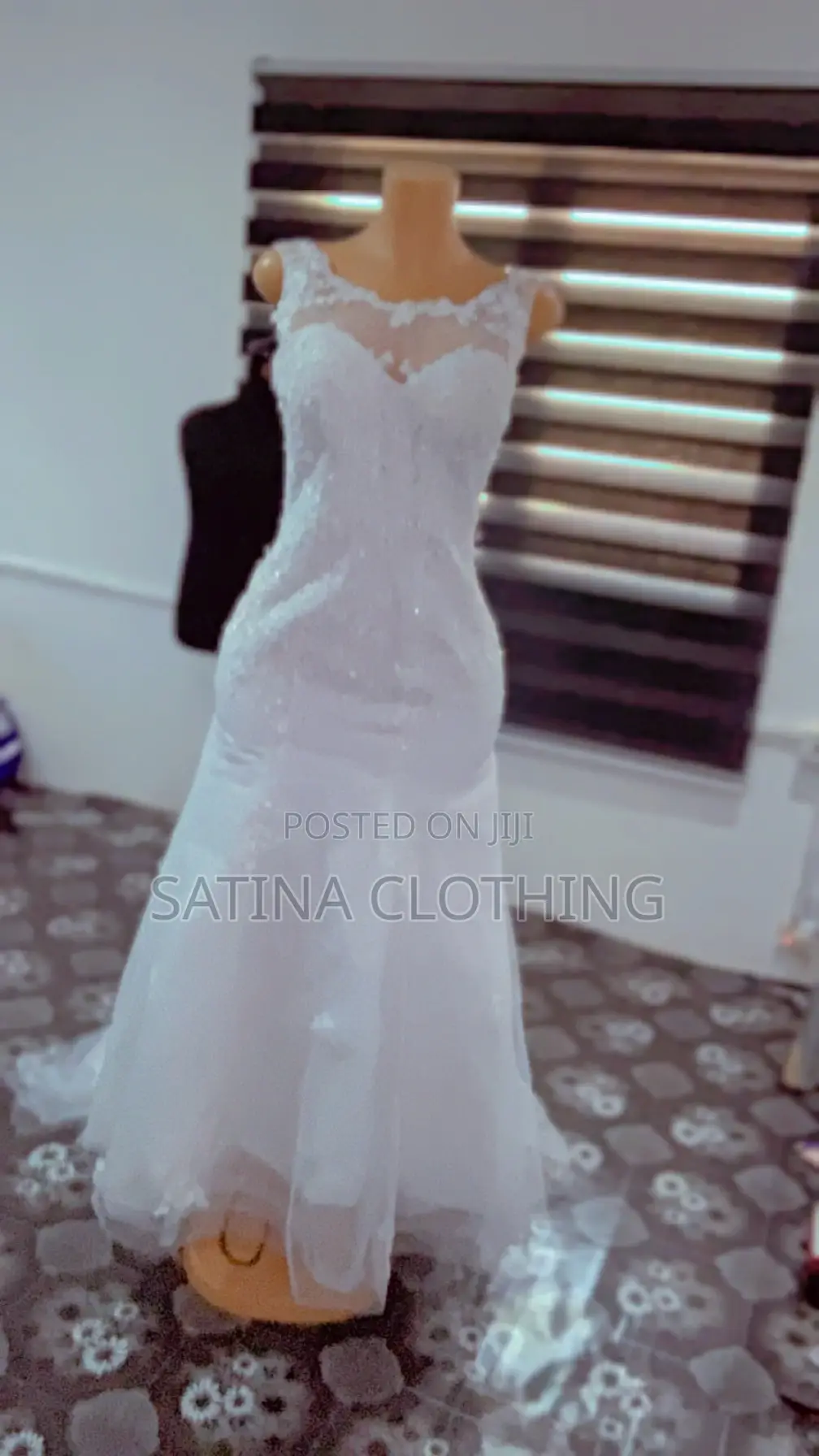 Luxury Elegant Wedding Gown