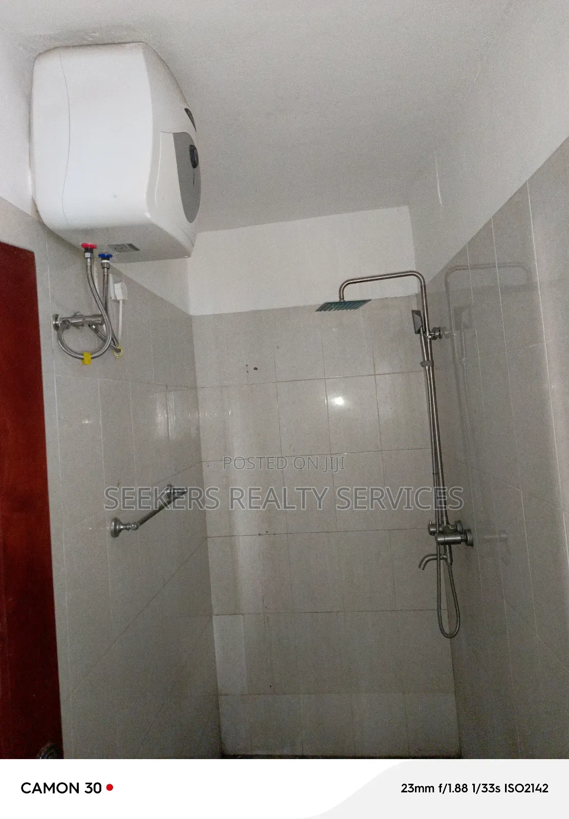 2bdrm Apartment in Seekers Realty, Labadi for rent