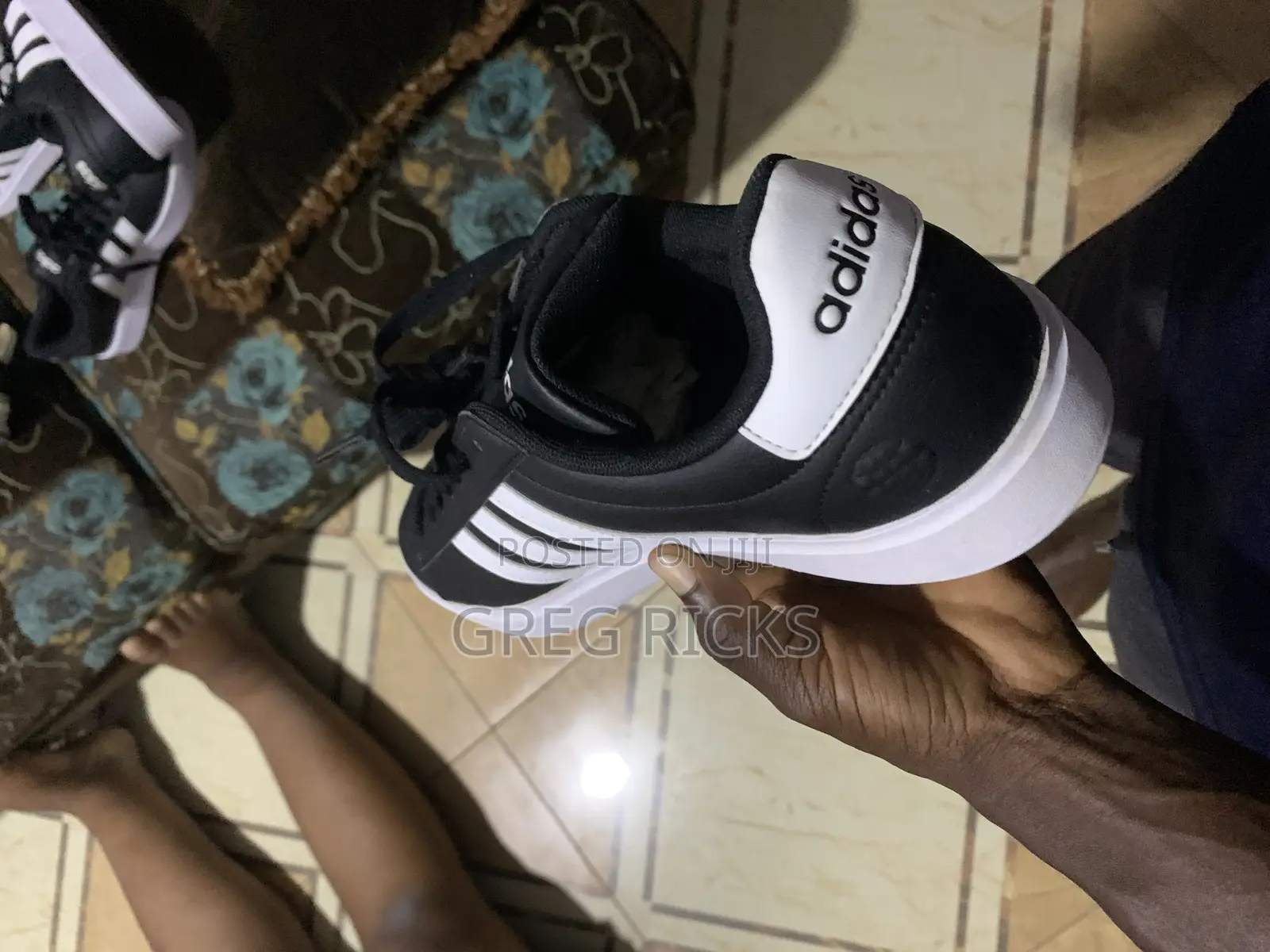 Adidas Sneakers UK Standard!