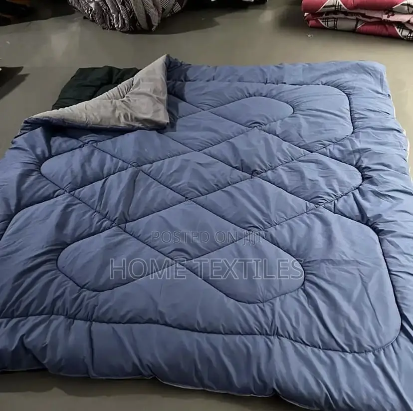 7 Pieces Plain Coloured Reversible Duvets Sets for King Size