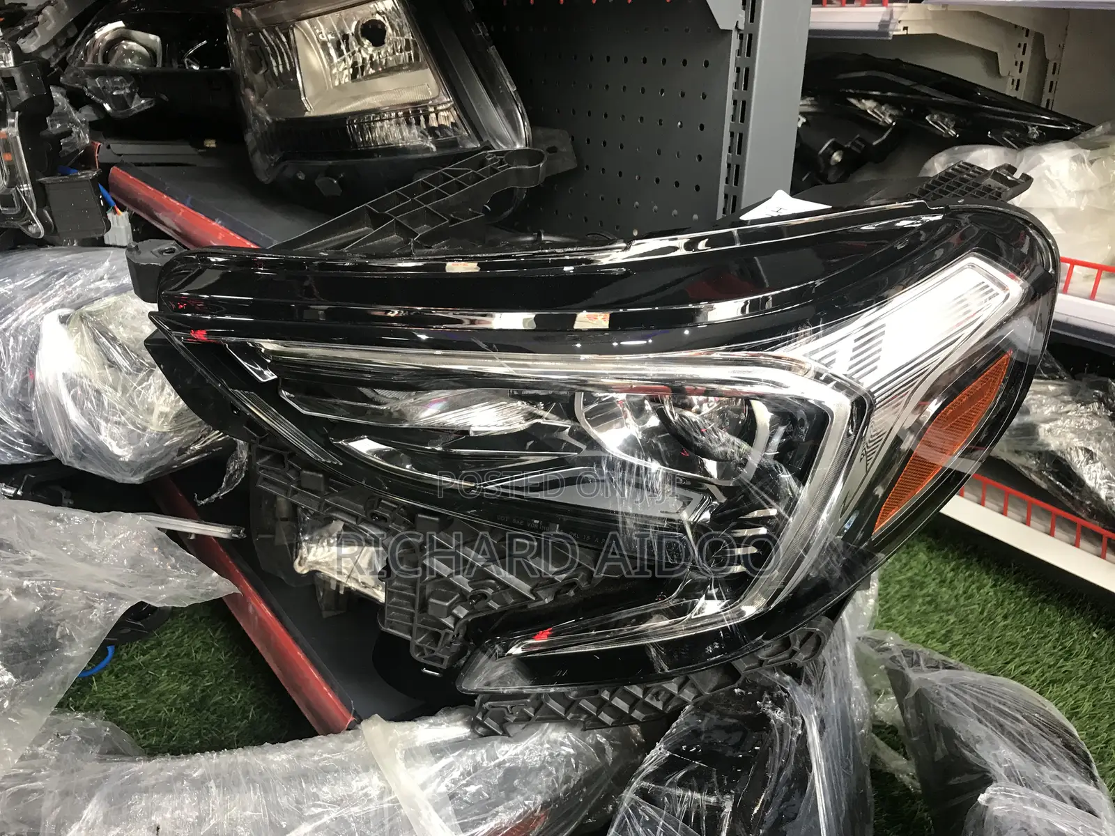 GMC Terrain 2018 Headlight Available