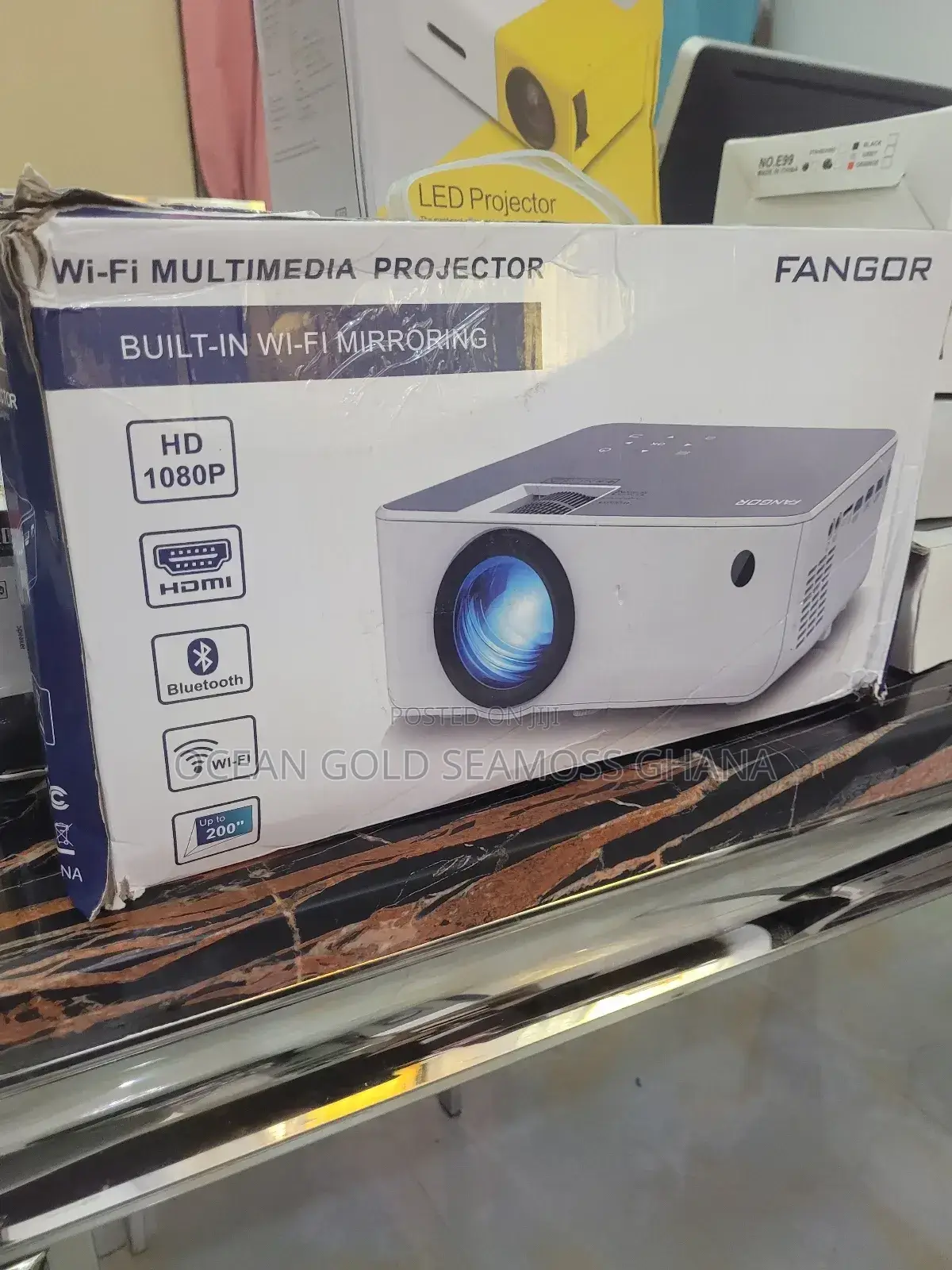 Fangor Wifi Multimedia Projector