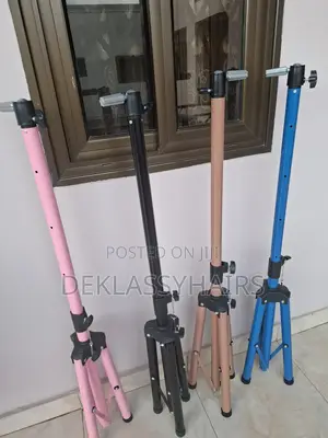 Collapsible Tripod Stand