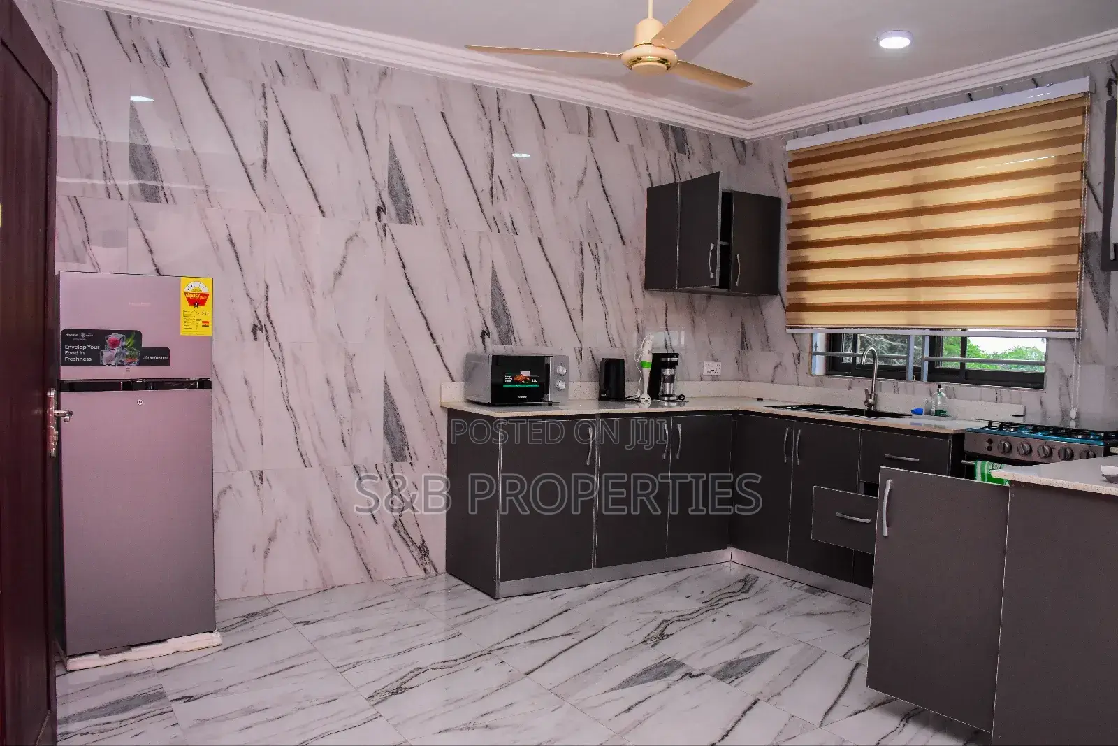 Furnished 2bdrm Apartment in Ashomang Estate for rent