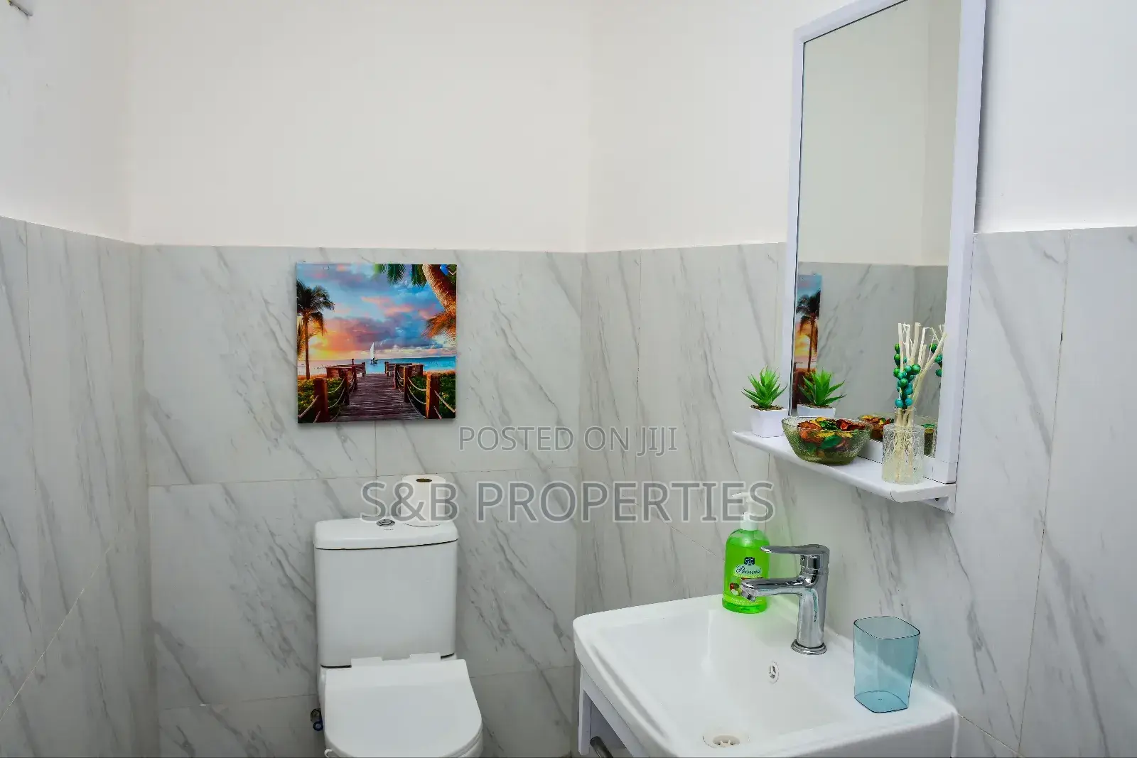 Furnished 2bdrm Apartment in Ashomang Estate for rent