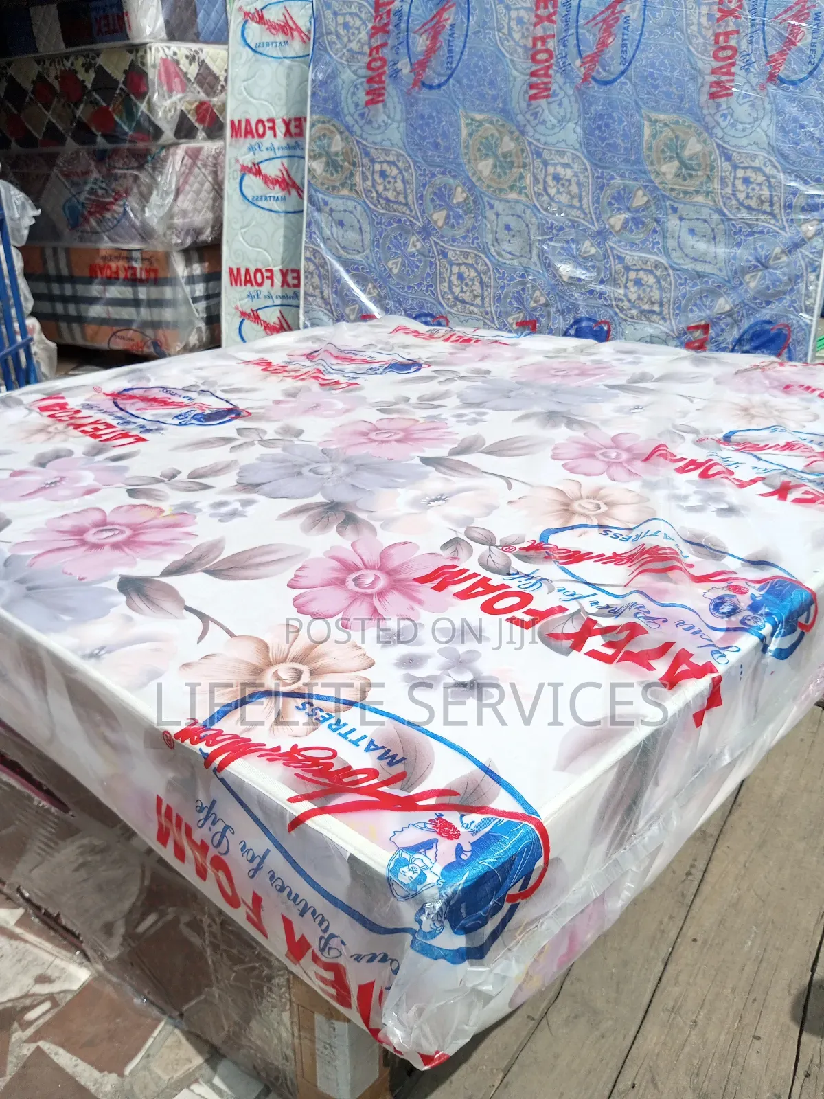 Mattress High Density 8" Queen Size *Latex