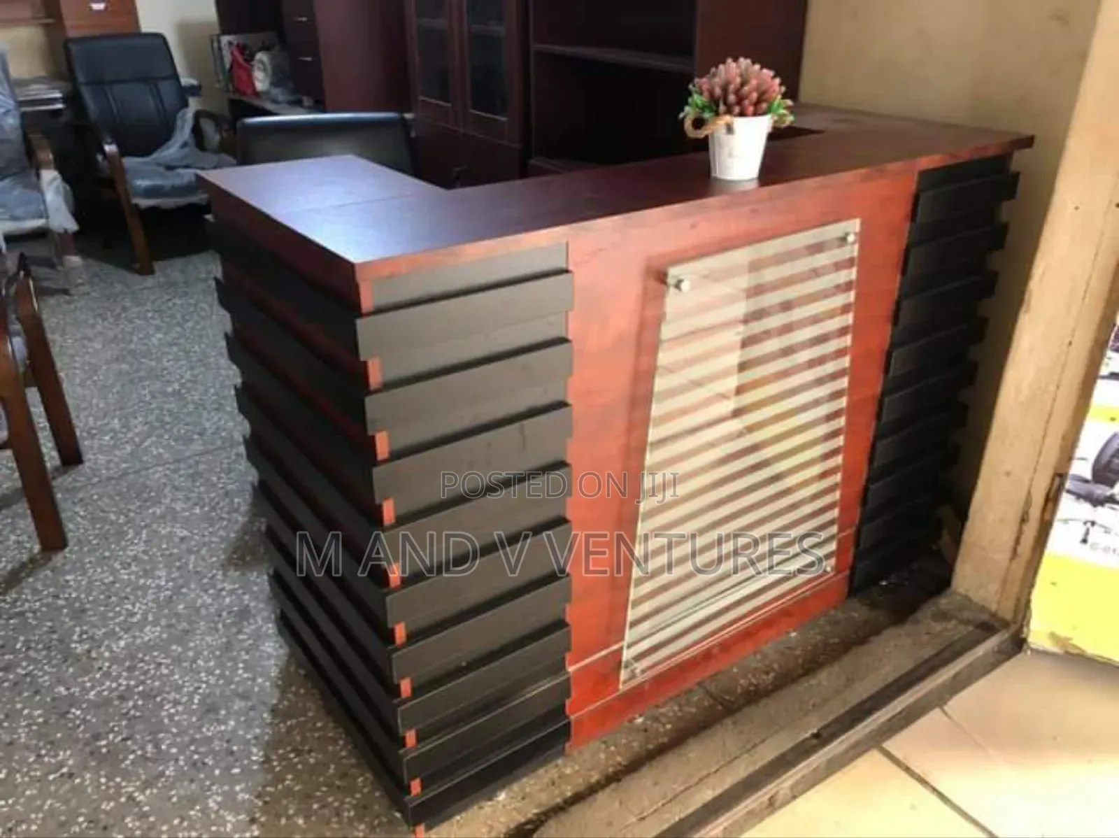 Receptionist Desk Odalis