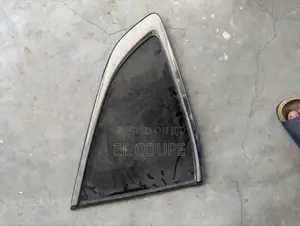 CR-V 2017-20 Body Vent Glass
