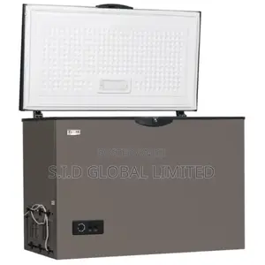 Easy Clean Interior Nexus NXFZ265H 200L Single Door Chest