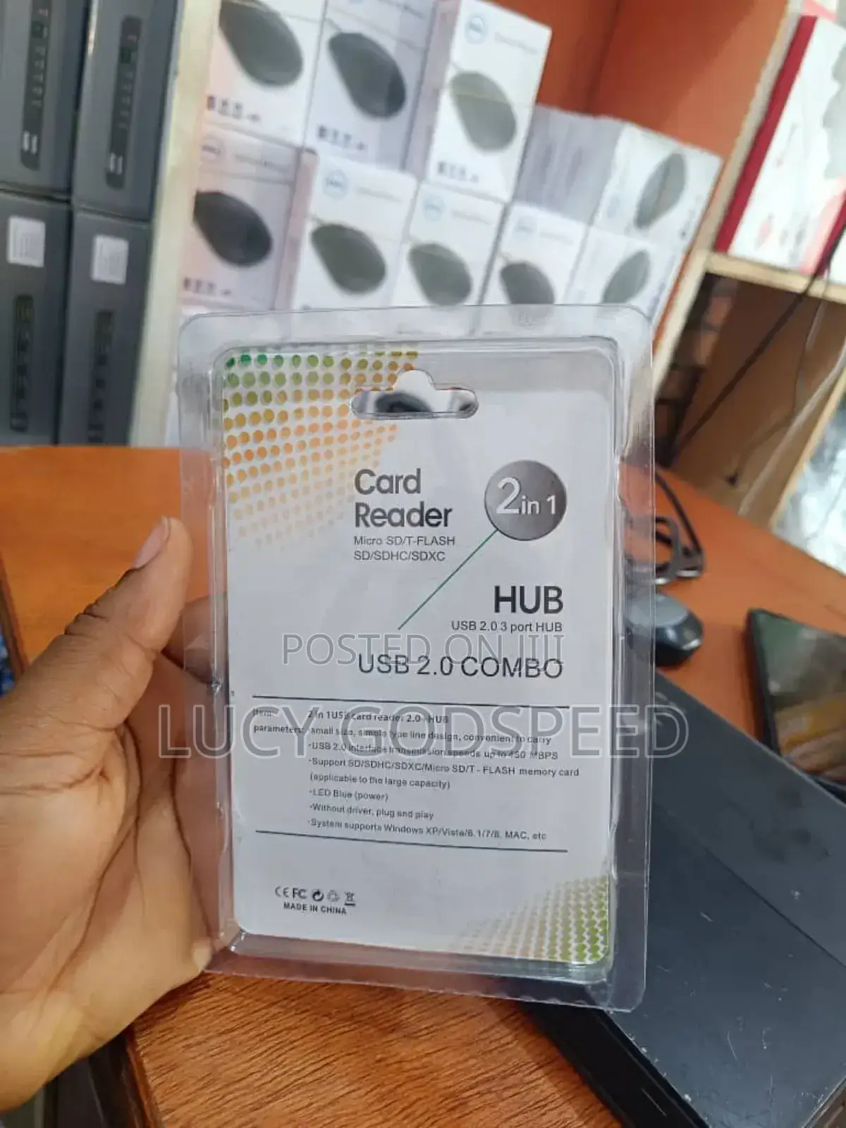 USB 2.0 3 Port HUB With Card Reader