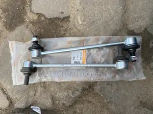 Hyundai Tucson / Elantra 2007-2009 Link Bar
