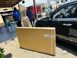 Ultra Hd Smart Samsung 55”Cu8000 Television