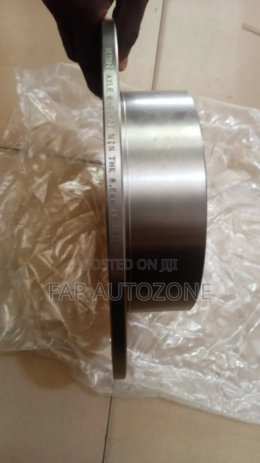 01217 Original Detroit Axle Rotors for Toyota Highlander.