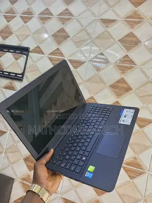 New Laptop Asus X555LJ 6GB Intel Core I5 HDD+SSD 128GB