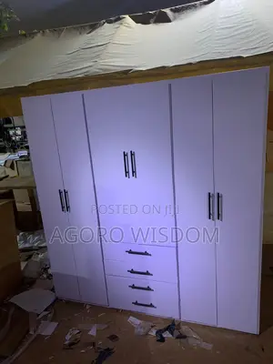 It's Available Wardrobe