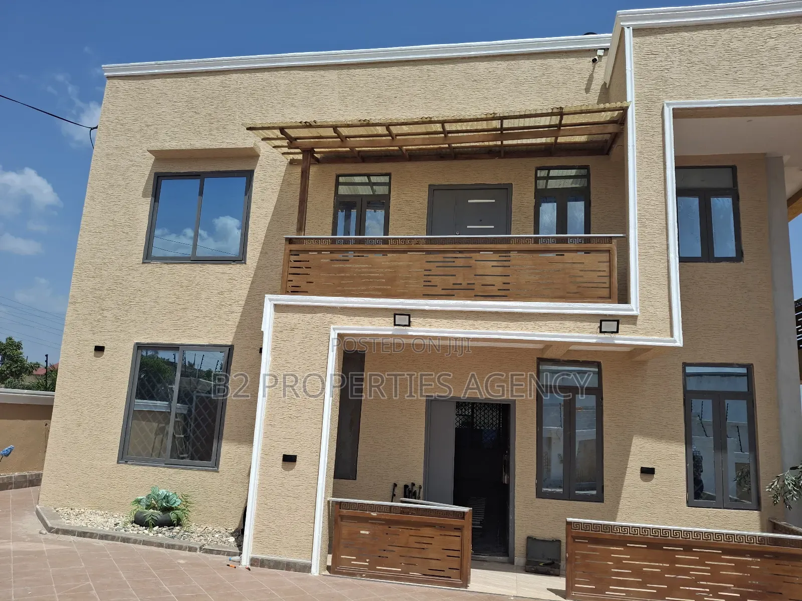 Furnished 4bdrm Mansion in B2 Properties Agency, Kumasi Metropolitan