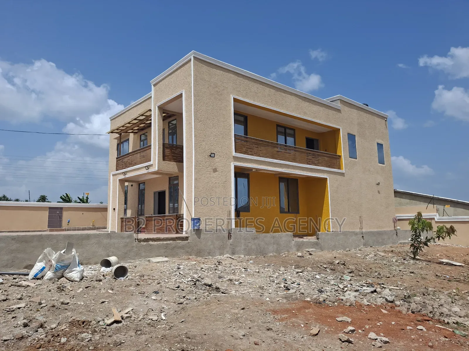 Furnished 4bdrm Mansion in B2 Properties Agency, Kumasi Metropolitan