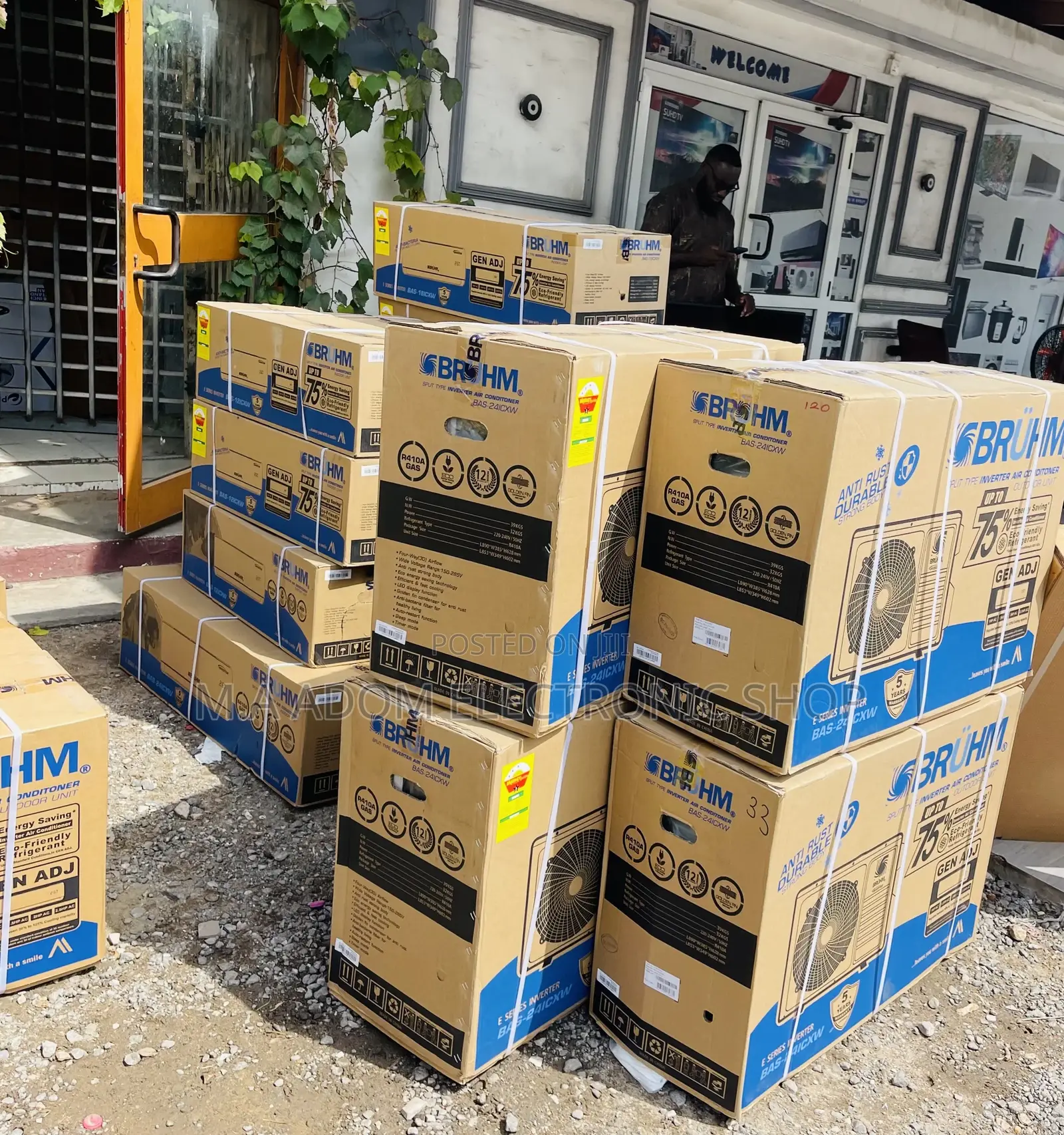 Extremely Chilling Bruhm 1.5hp Split Type Smart Inverter Ac.