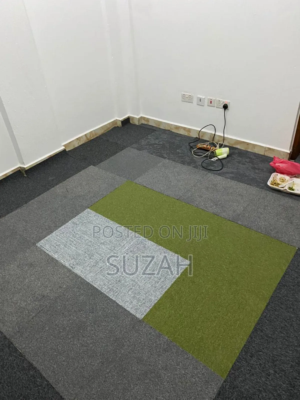 20 by 20 Inches (Carpet)