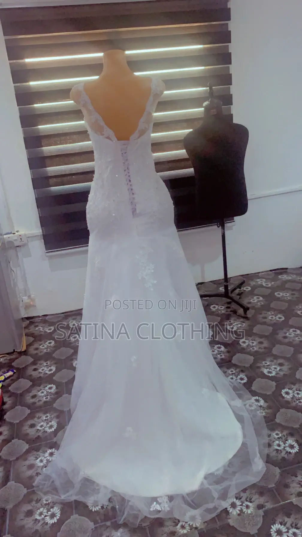 Luxury Elegant Wedding Gown