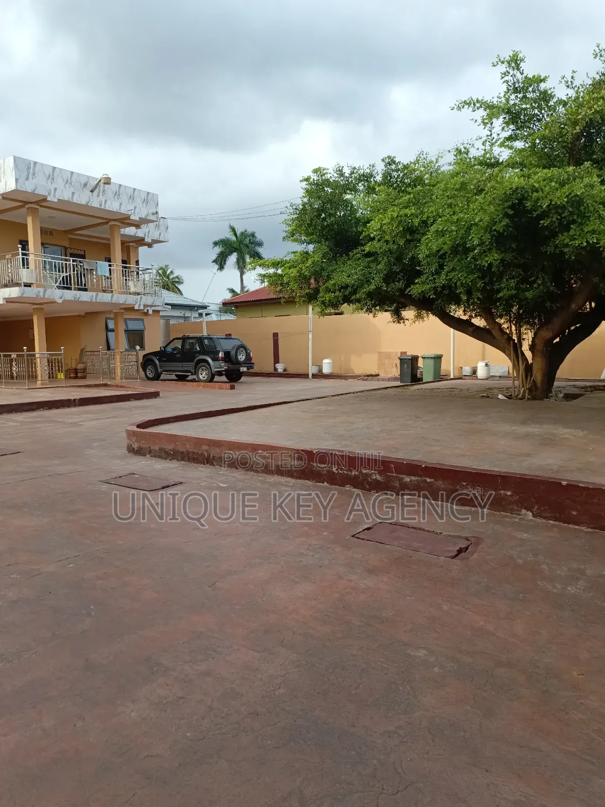 2bdrm Apartment in Unique Key Agency, Dzorwulu for rent