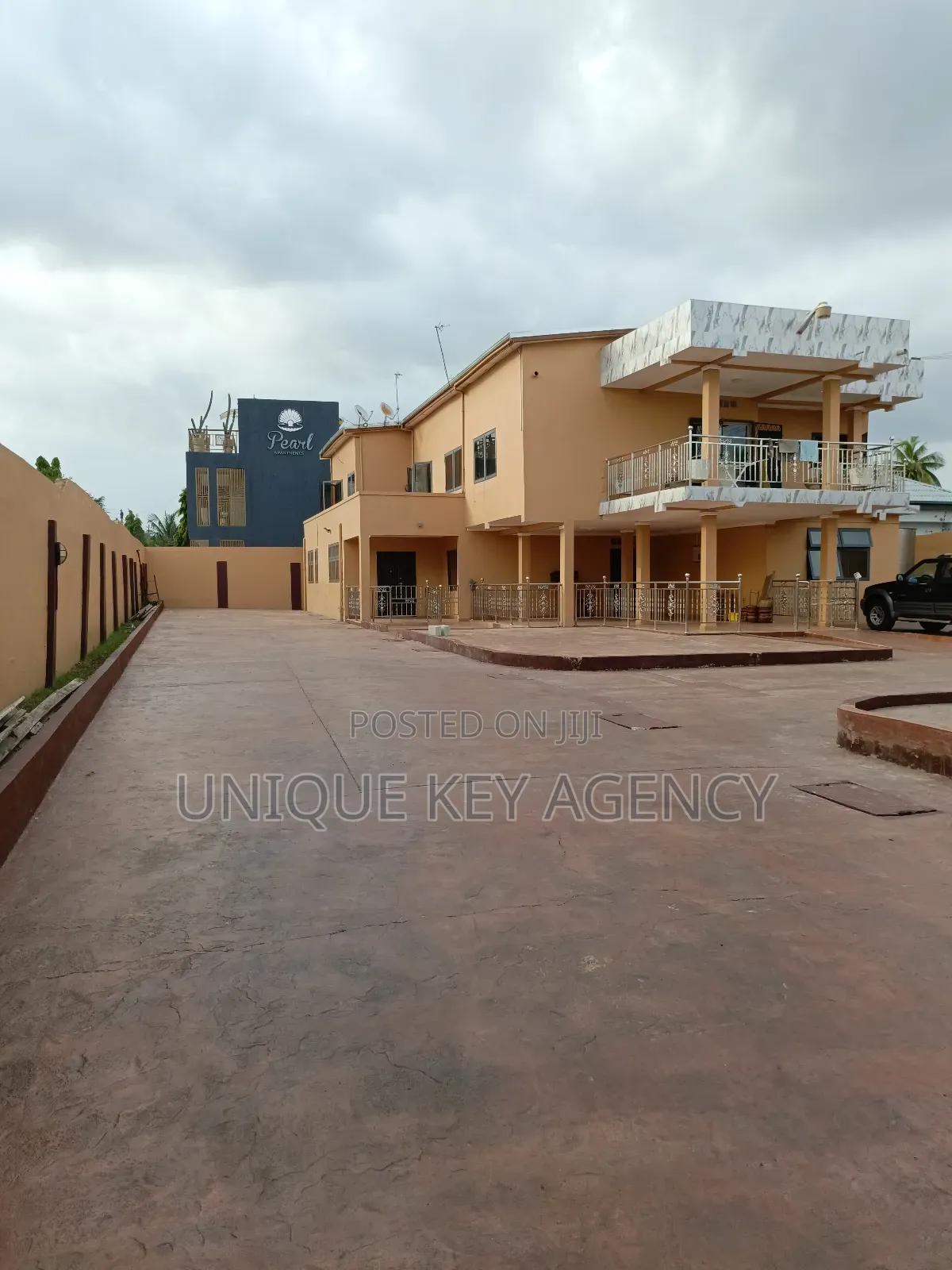 2bdrm Apartment in Unique Key Agency, Dzorwulu for rent