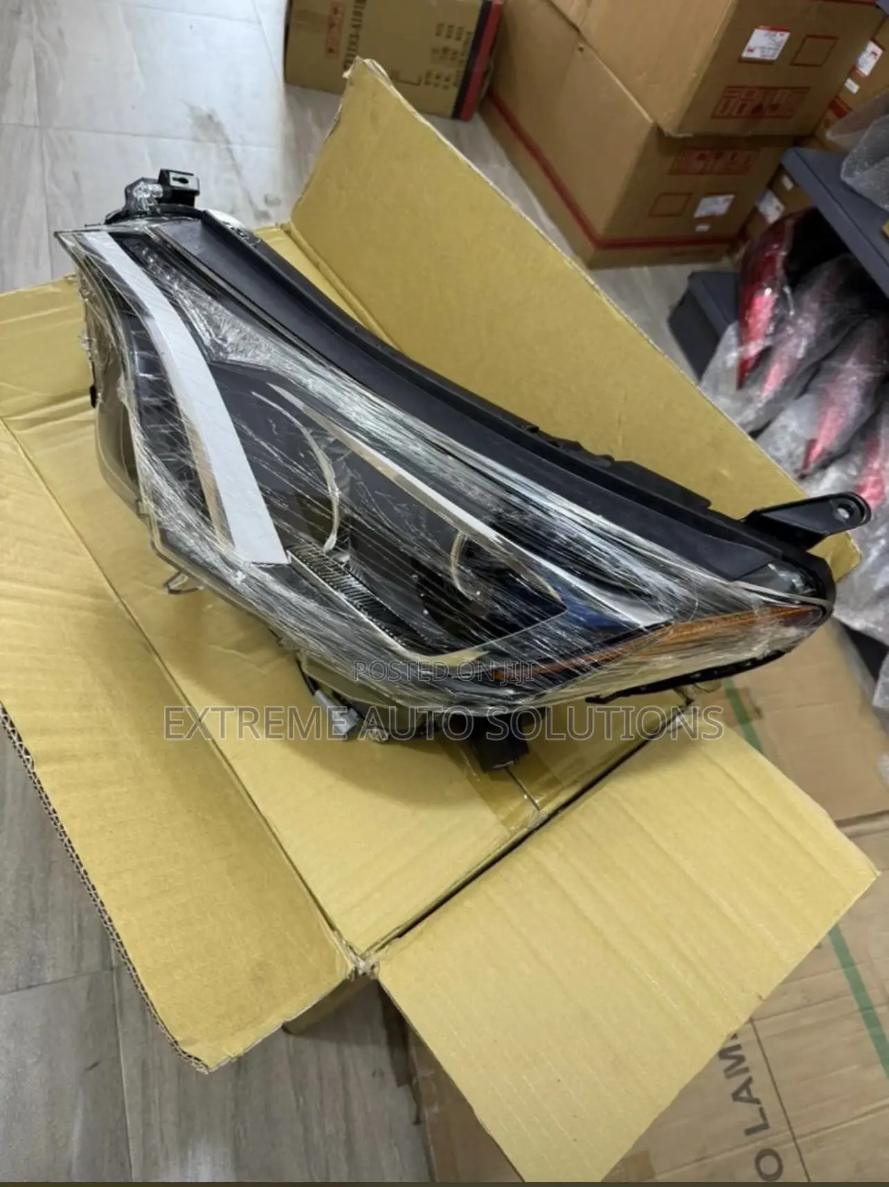 Toyota RAV 4 2018 Headlights