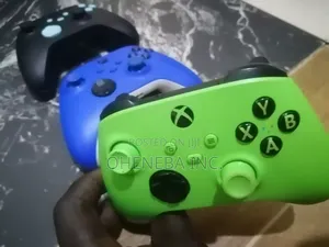 Xbox Series Controllers