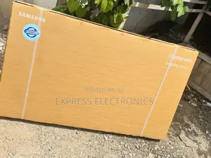 Entertainment With Samsung UHD Television Smart 65”Du8000