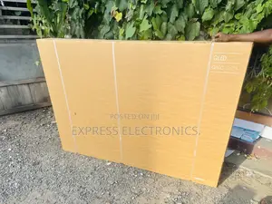 Entertainment With Qled Samsung 85”Q70c Smart