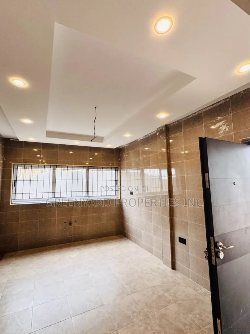 3bdrm House in Aburi for sale