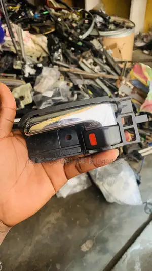 Toyota Corolla S 2007 Door Handles