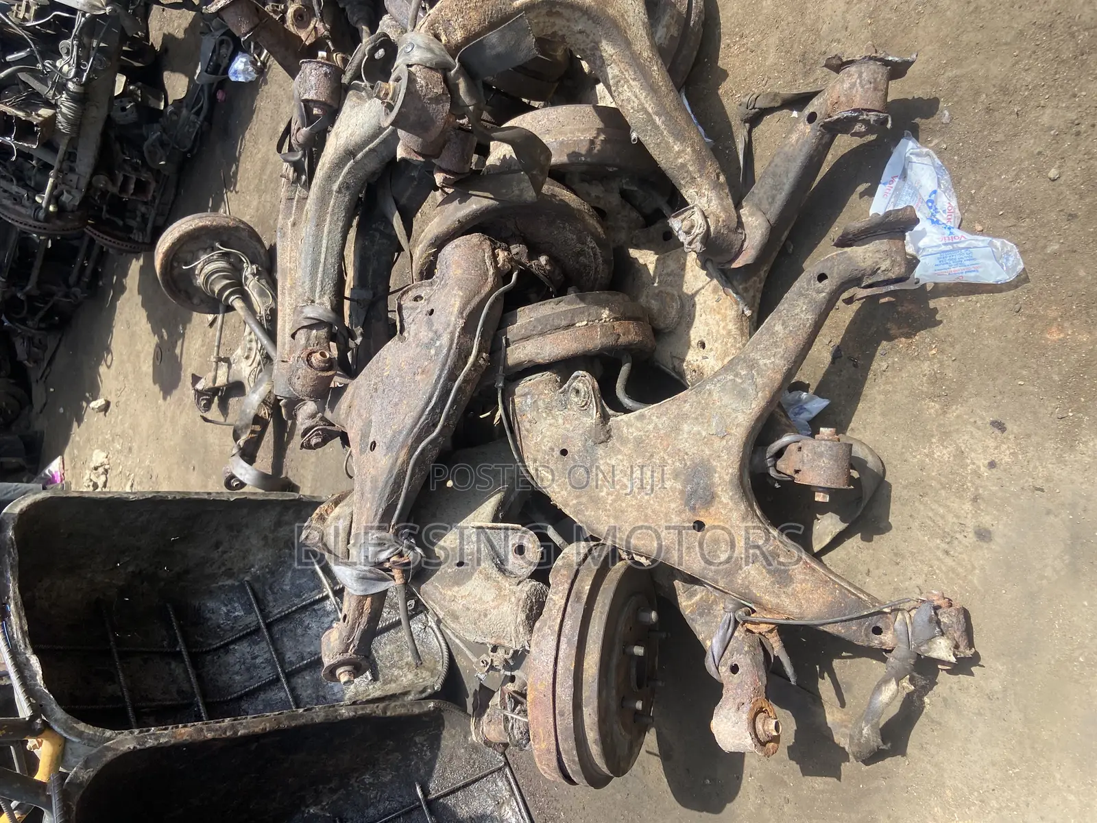 Toyota Fish Front Hub