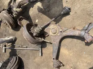 Toyota Fish Front Hub