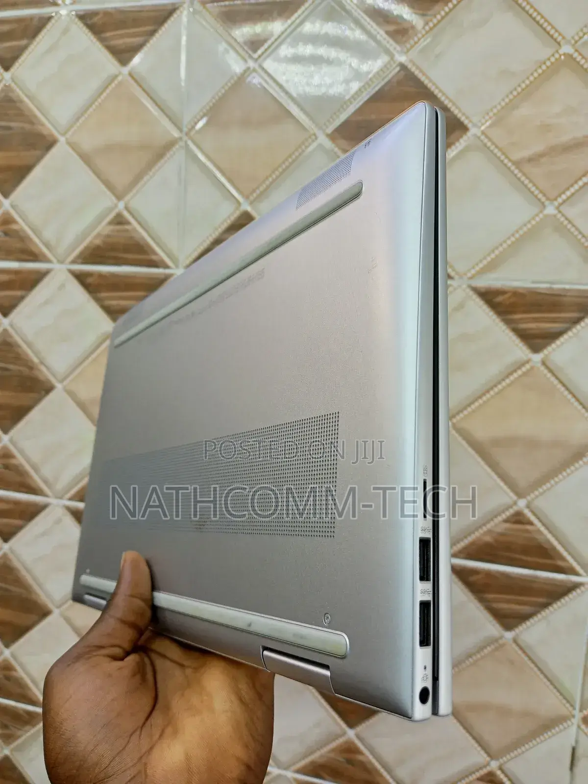 New Laptop HP Envy X360 8GB Intel Core I5 SSD 512GB