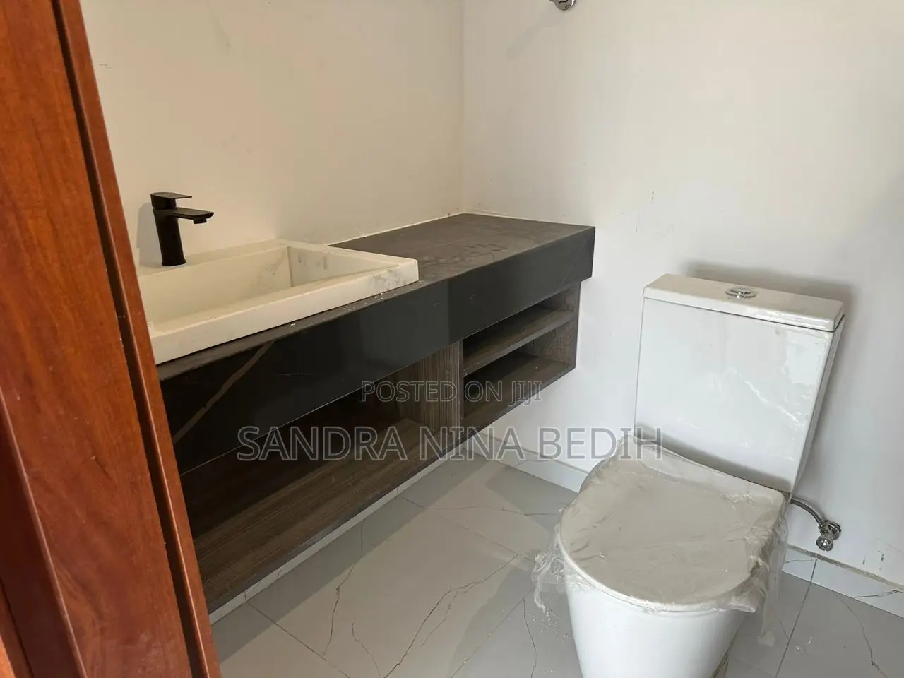 2bdrm House in Mar-Dzo, Ashaley Botwe for sale