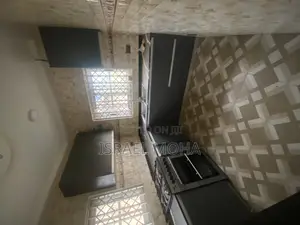 3bdrm Apartment in Housing Down Estate, Adenta for rent