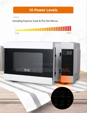 COMMERCIAL CHEF 0.9 Cu Ft Microwave With 10 Power Levels,