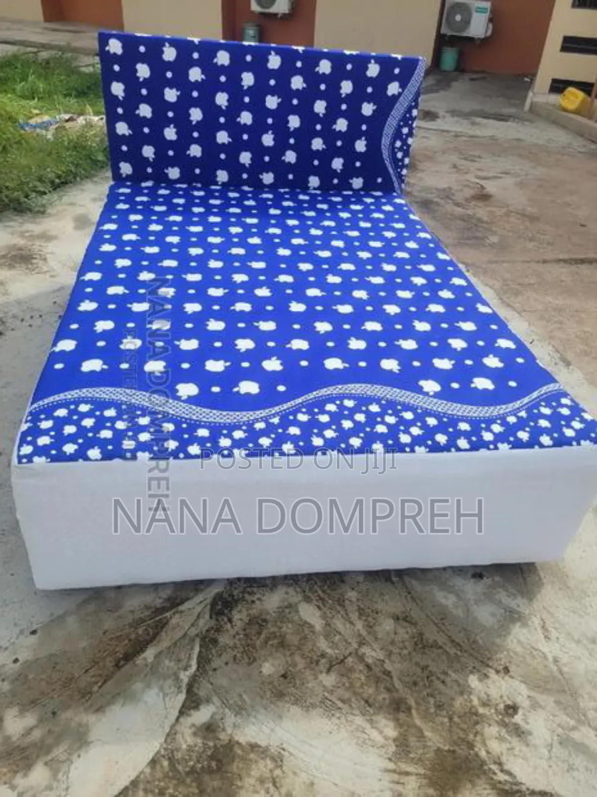 Inbuilt Double Bed