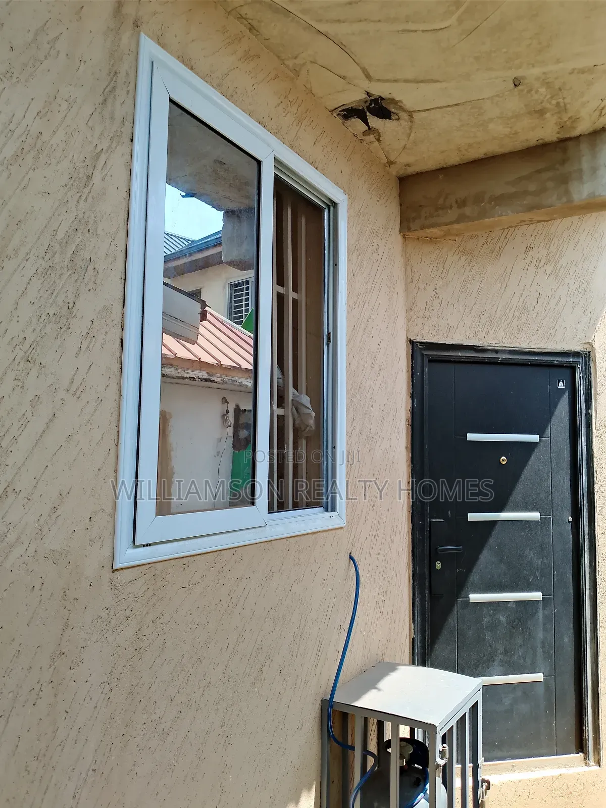 1bdrm Apartment in Spintex Main Road for rent