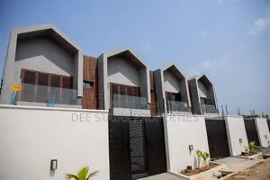 Furnished 2bdrm House in Tse Addo Behind for sale
