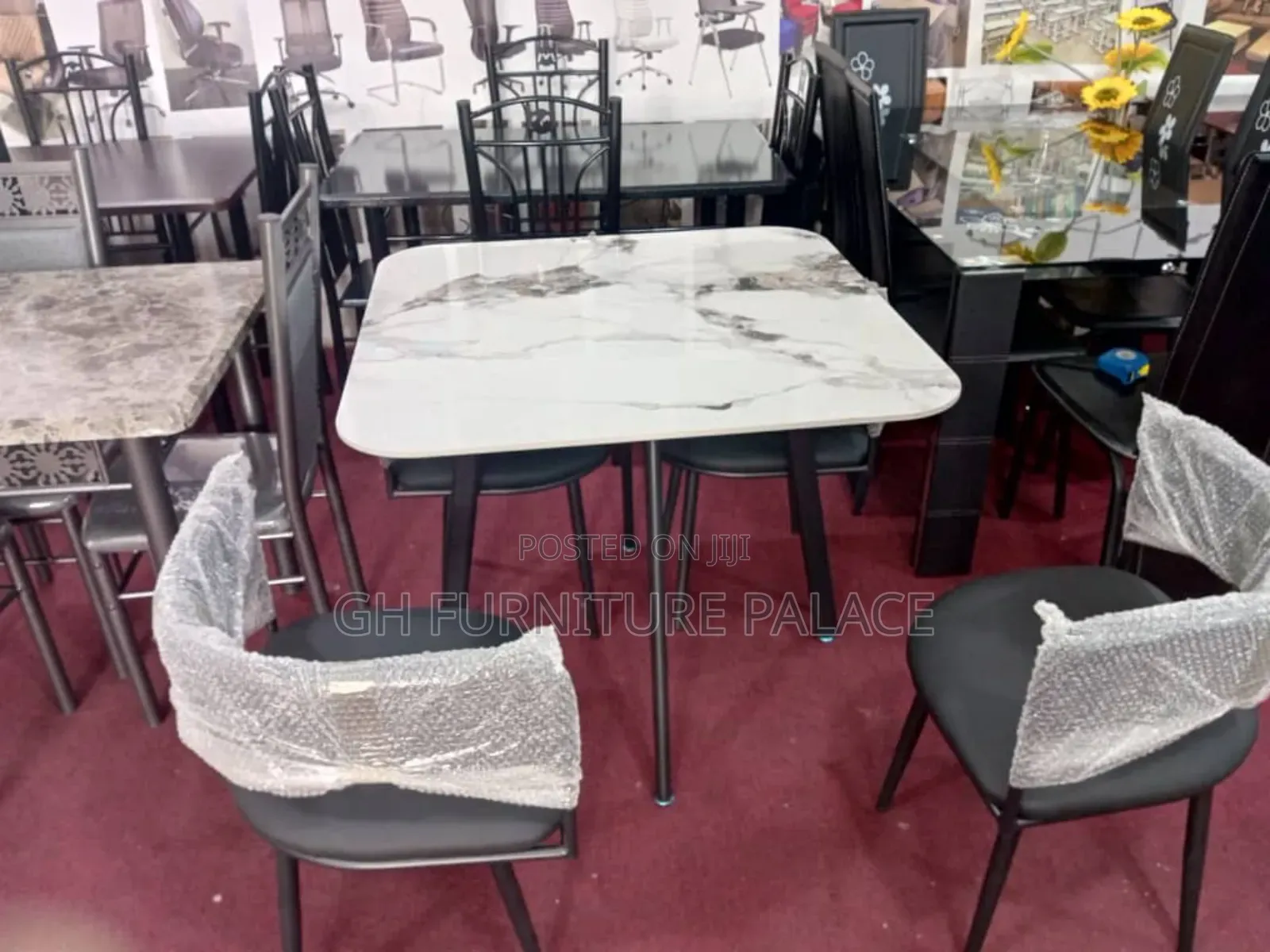 Mini Marble Dinning Table With Chair
