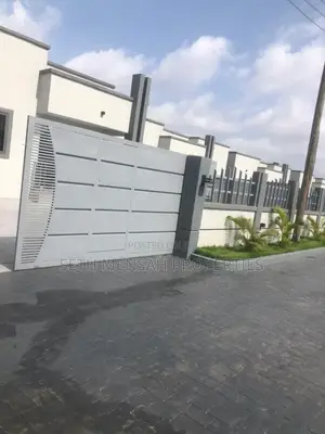 3bdrm House in Skm Properties, Pokuase for sale
