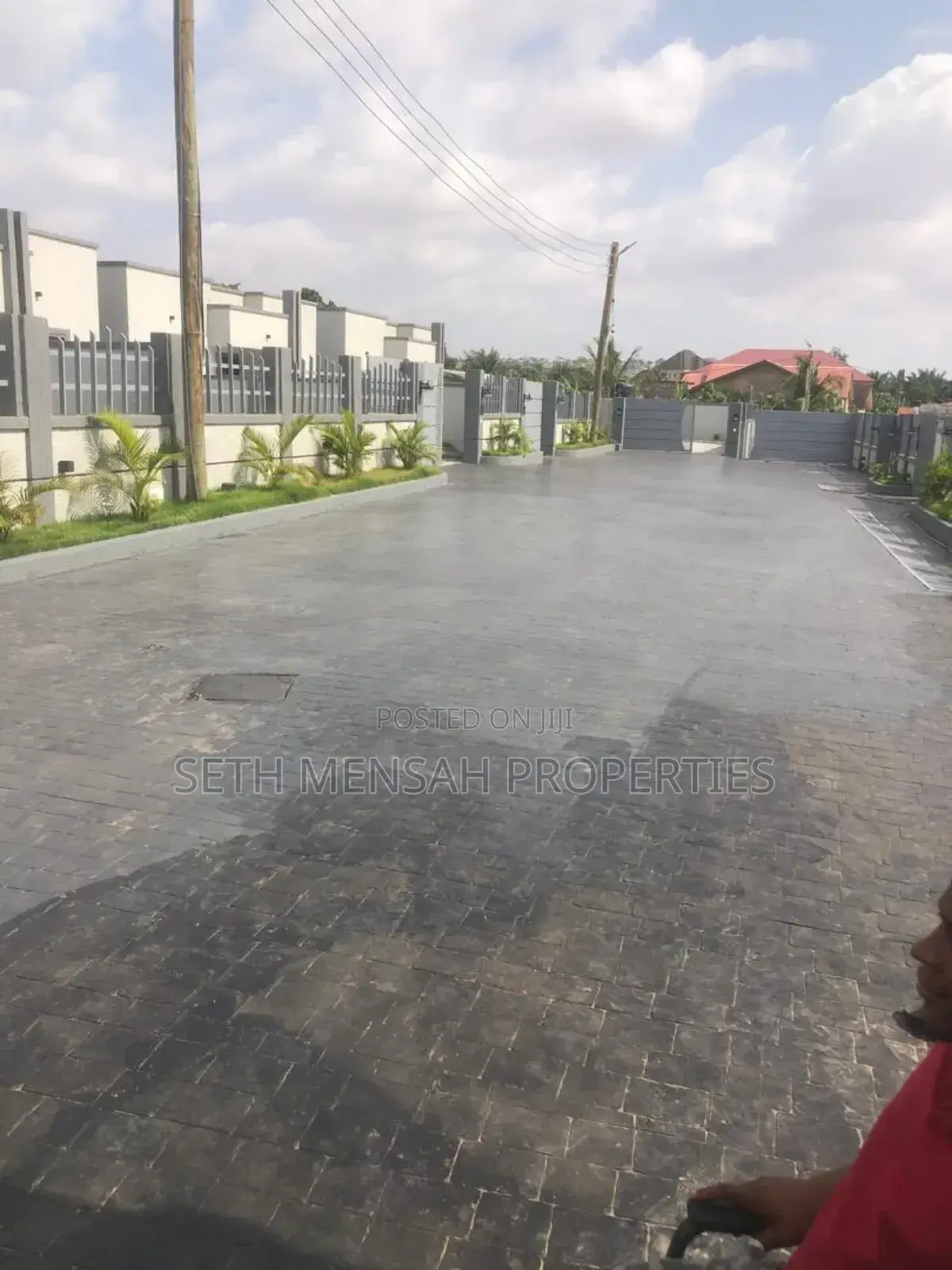 3bdrm House in Skm Properties, Pokuase for sale