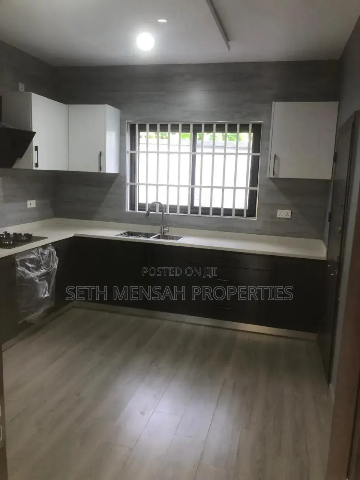 3bdrm House in Skm Properties, Pokuase for sale