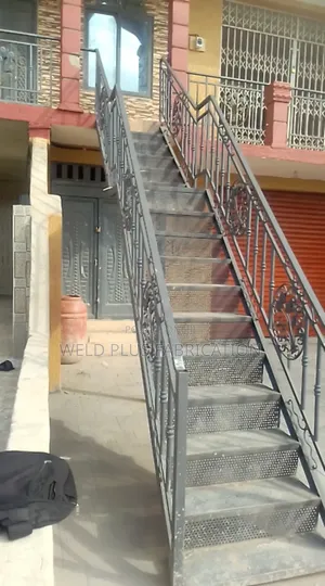 Fabricated Staircase for Homes and Offices