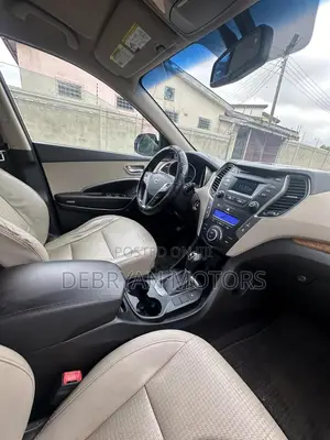 Hyundai Santa Fe GLS 4dr SUV (3.3L 6cyl 6A) 2014 White
