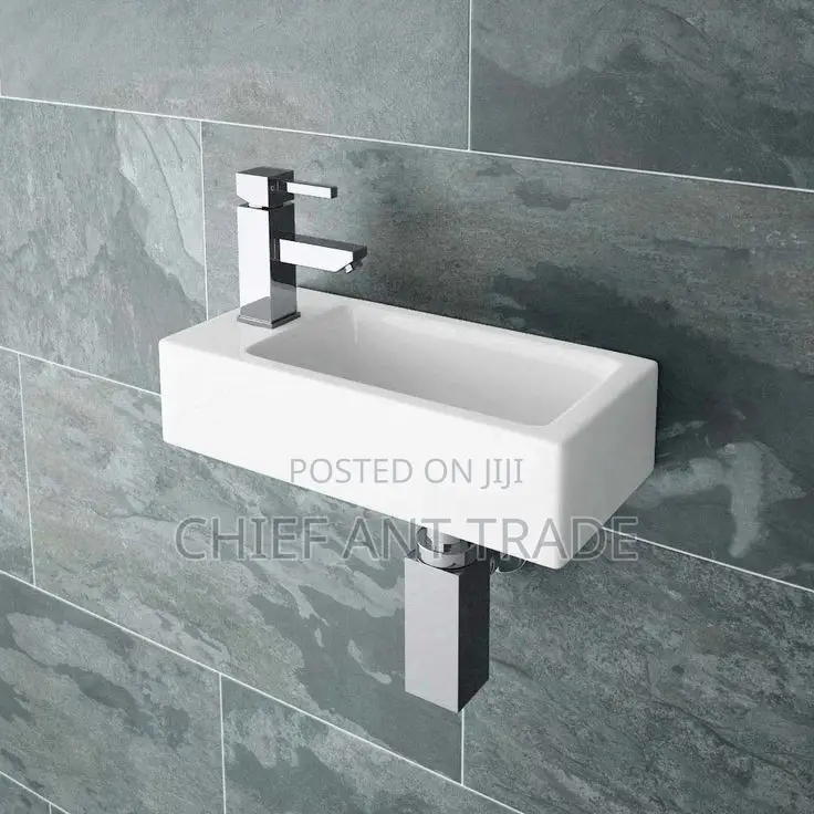 Hung / Countertop Basin B3430