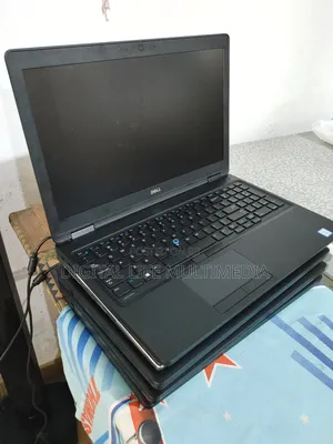Laptop Dell Latitude 5580 8GB Intel Core I5 SSD 512GB