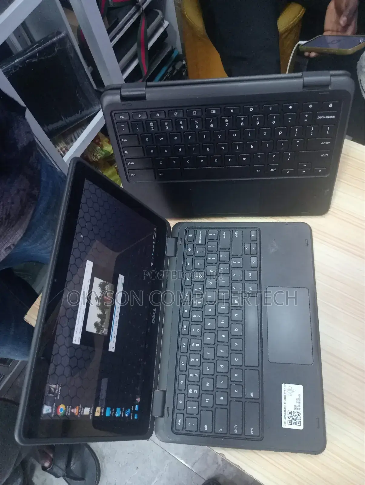 Laptop Dell Inspiron Mini 1018 4GB Intel Celeron SSD 32GB